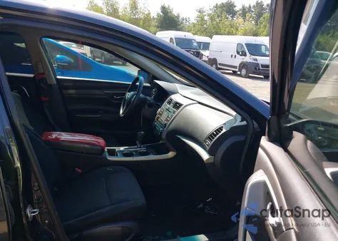 2015 Nissan Altima 2.5 S из США, поврежденный, VIN 1N4AL3AP2FC430716